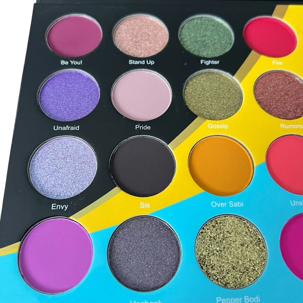 Juvia’s Place Wahala Eyeshadow Palette & Density Makeup Sponge NWT